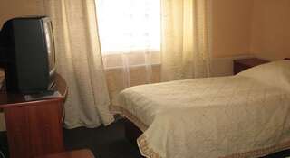Гостиница Балтхаус Псков Двухместный номер с 2 отдельными кроватями-1